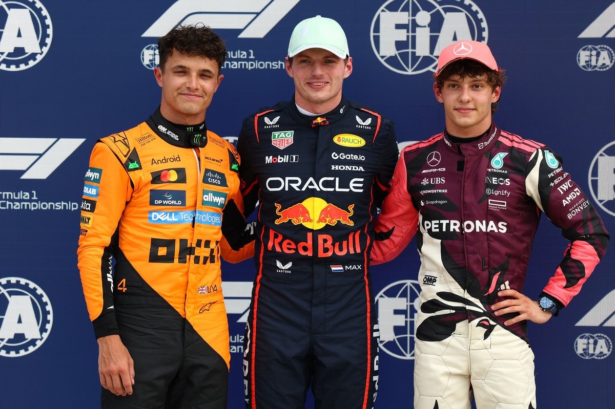 Verstappen pole pozisyonunu kazanırken, Norris ikinci sırayı aldı.