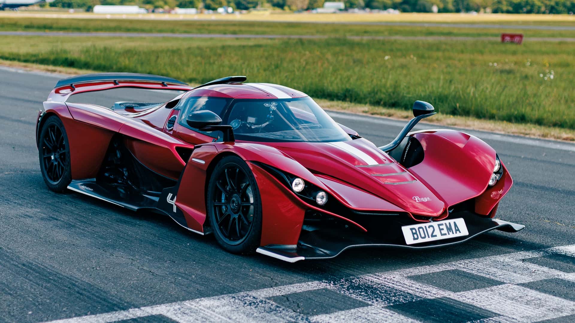 Praga Bohema, Top Gear pistinde yeni bir rekor kırdı!