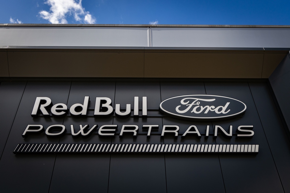 Ford ve Red Bull, 2026 yılı için F1 motoru projesinde ilerlemeye devam ediyor.