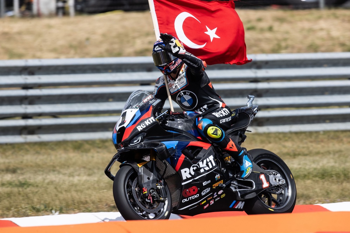 Toprak Razgatlıoğlu, 2026’da MotoGP’ye geçiş için adım adım ilerliyor, resmi duyuru bekleniyor!