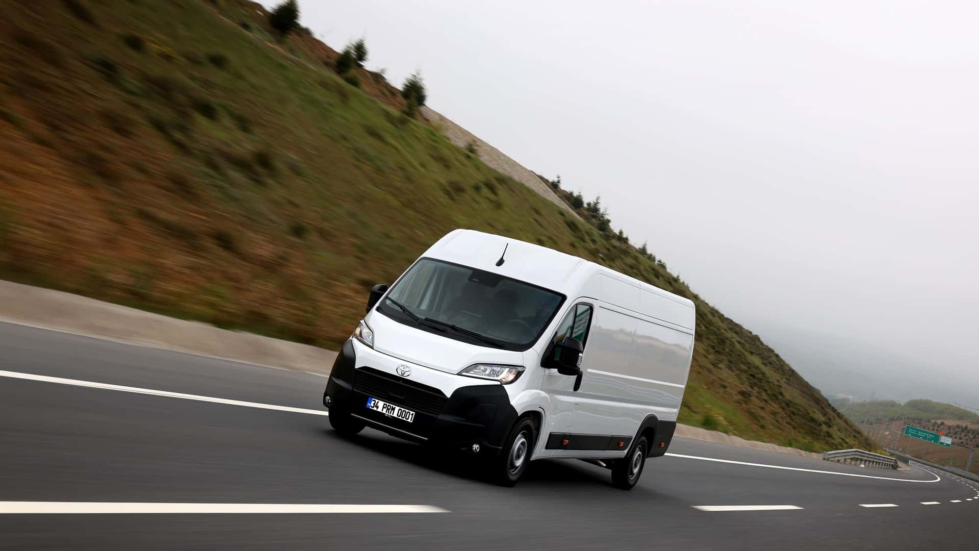 Toyota Proace Max artık resmi olarak satışta!