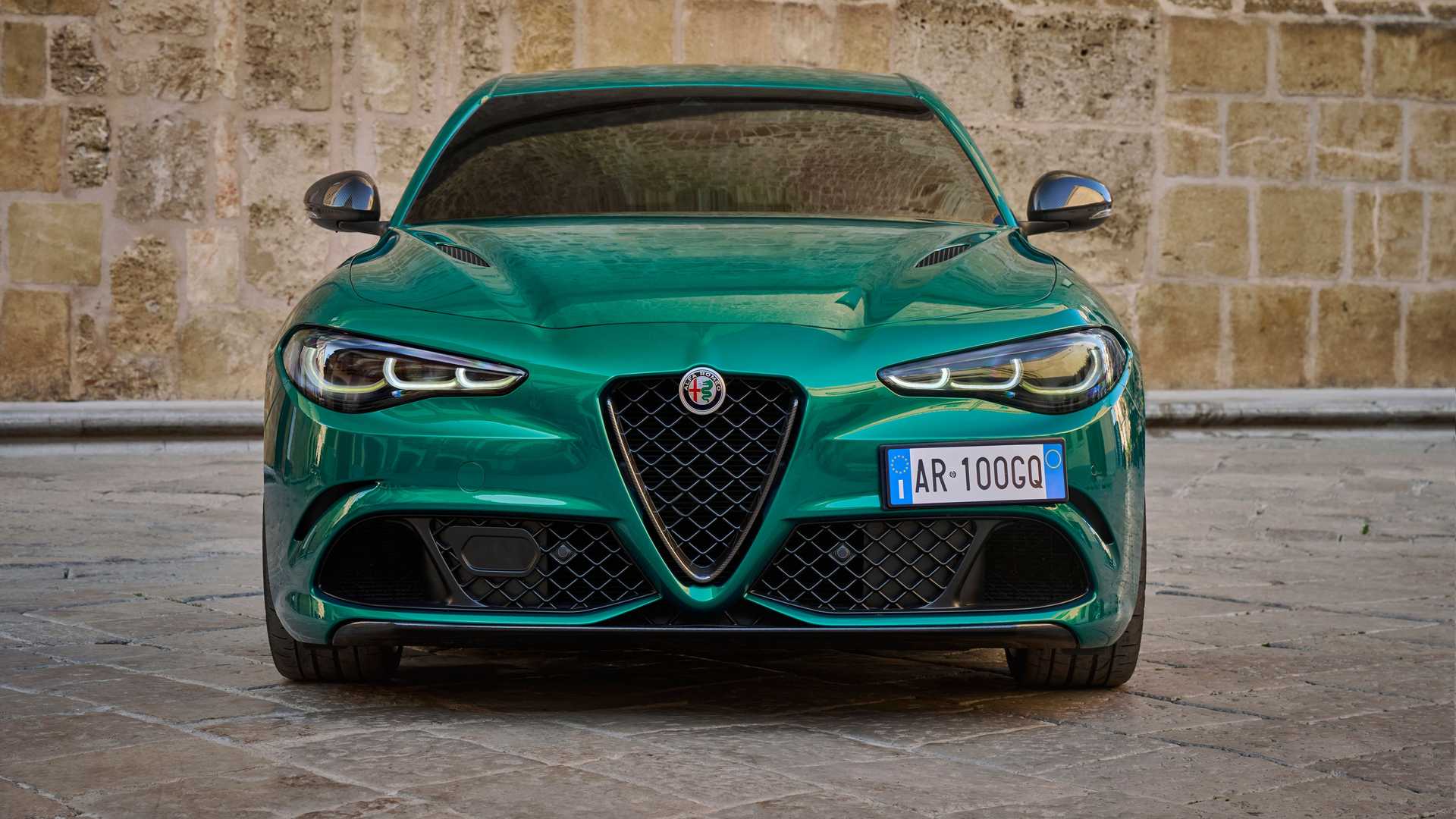 Alfa Romeo, maliyetleri azaltmak amacıyla Maserati ile işbirliği yapacak.