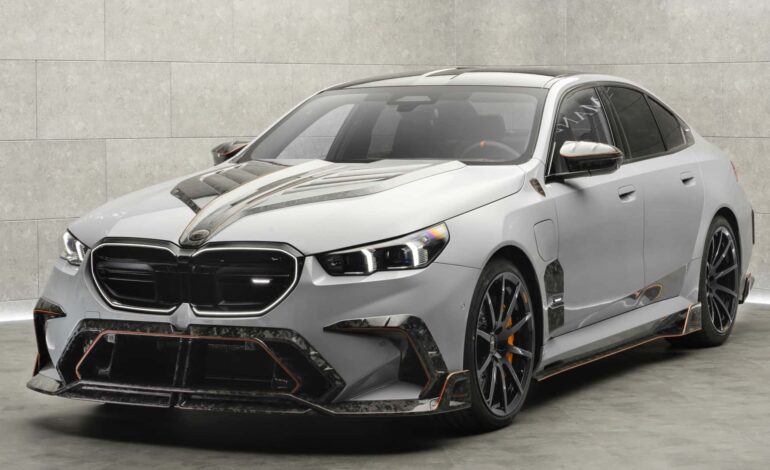 Mansory, BMW M5’i karbon fiber ile modifiye ediyor