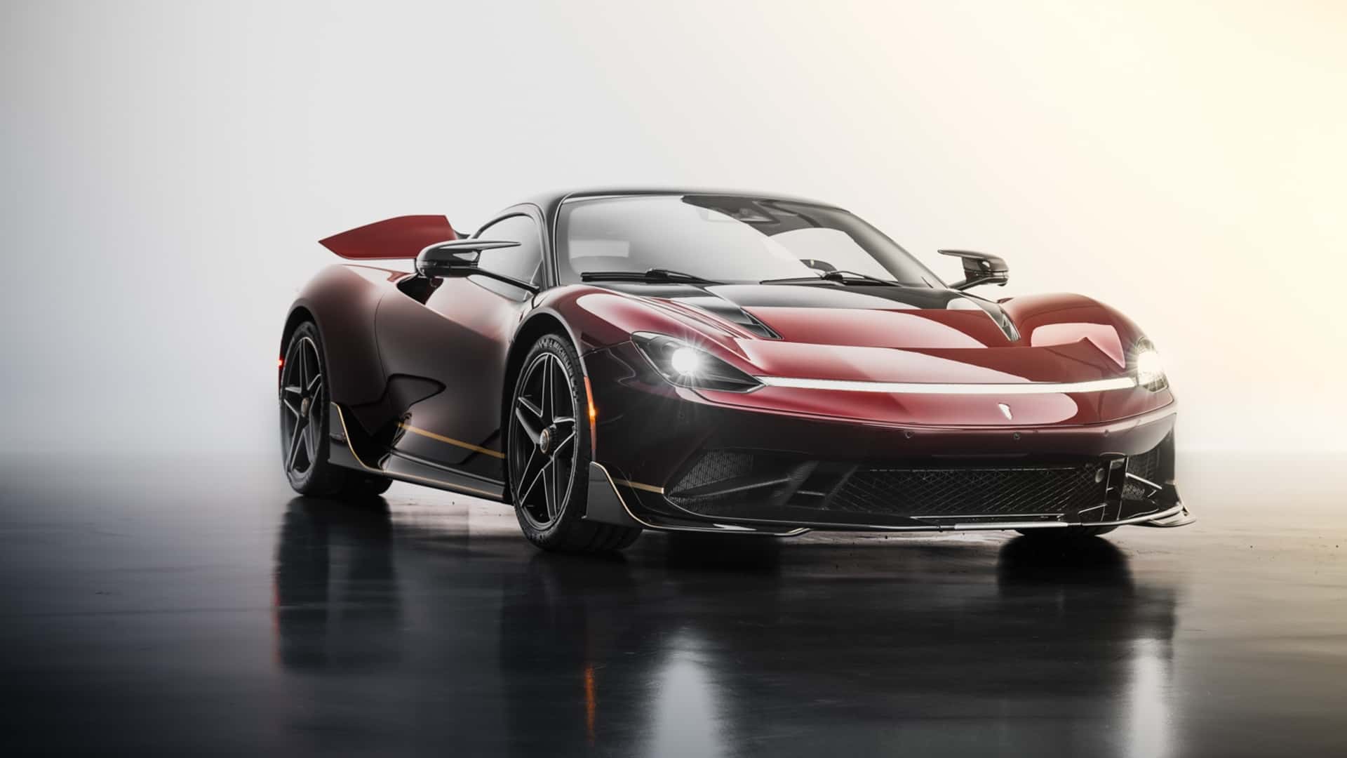 Pininfarina, Battista üretimini Novantacinque ile tamamlıyor.
